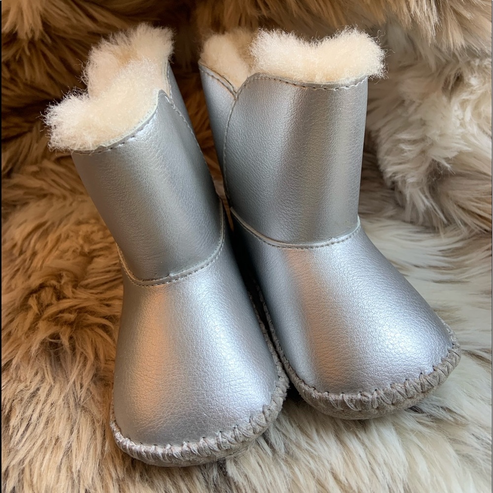Baby Ugg soft and comfy sheep skin on the inside.